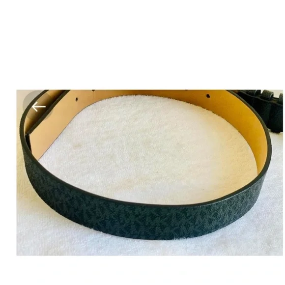 MICHAEL KORS BELT BLACK WITH PRINTED MK LOGO TRIPLE BELT LOOP W/ STUDS BLK - Picture 10 of 13
